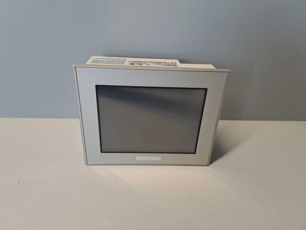 PROFACE  AGP3300S1D24