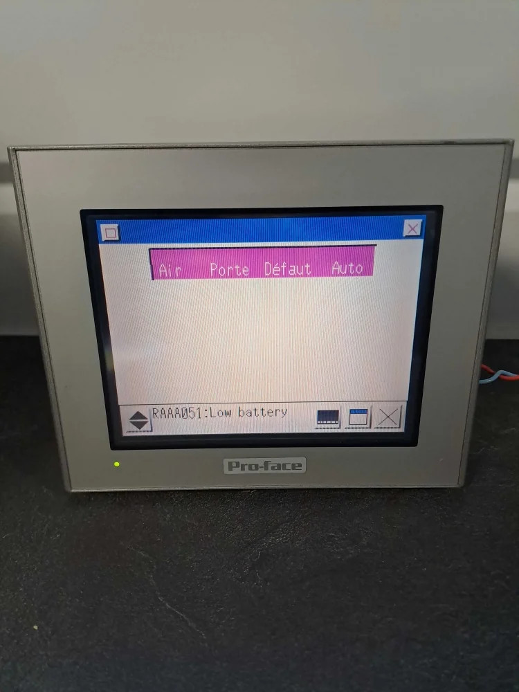 PROFACE  AGP3300S1D24