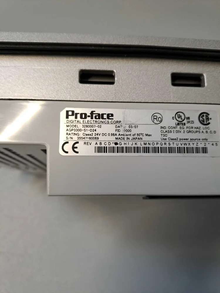 PROFACE  AGP3300S1D24