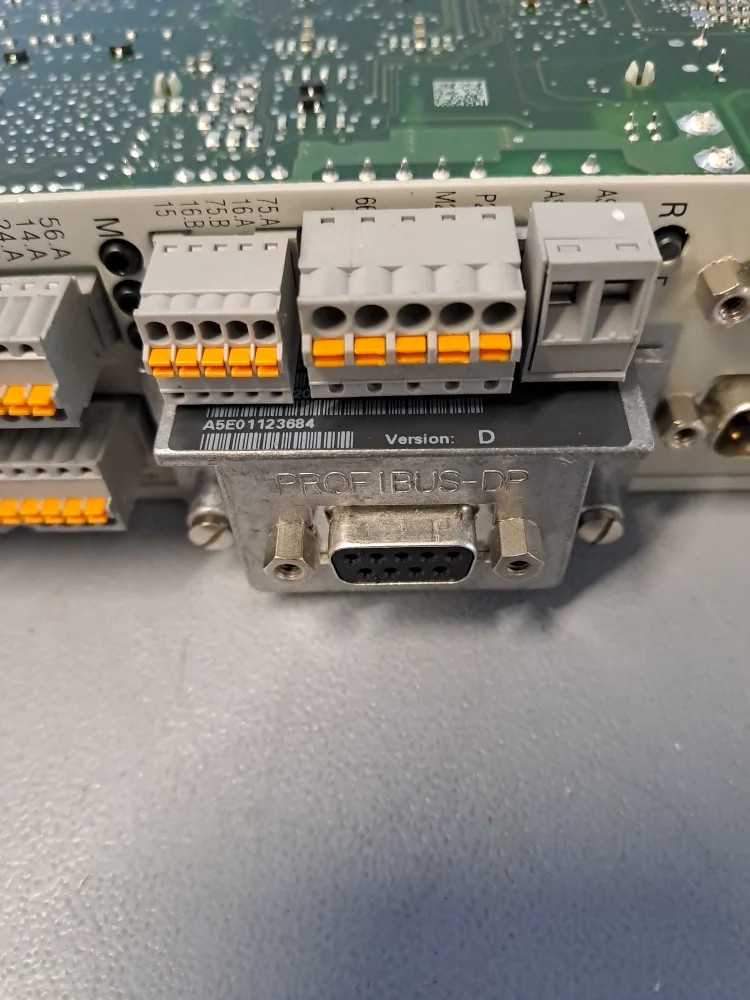 SIEMENS 6SN1118-1NH01-0AA1