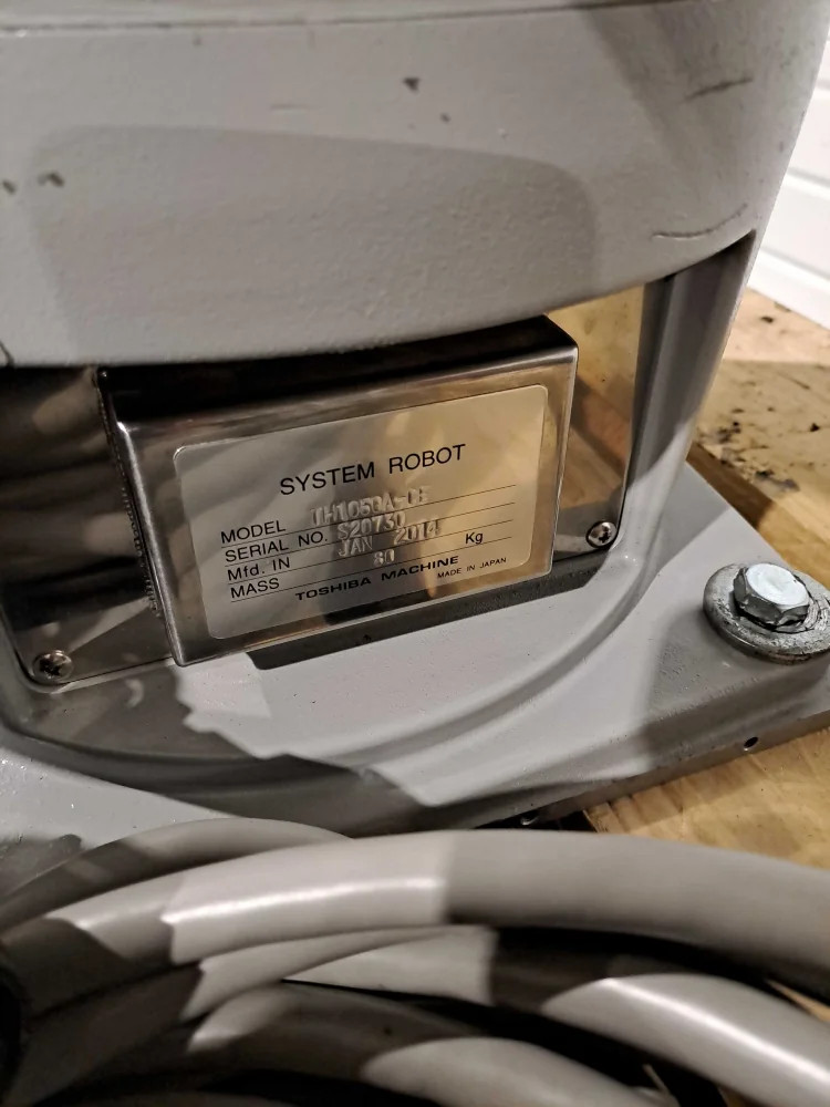 TOSHIBA MACHINE ROBOT TH1050A