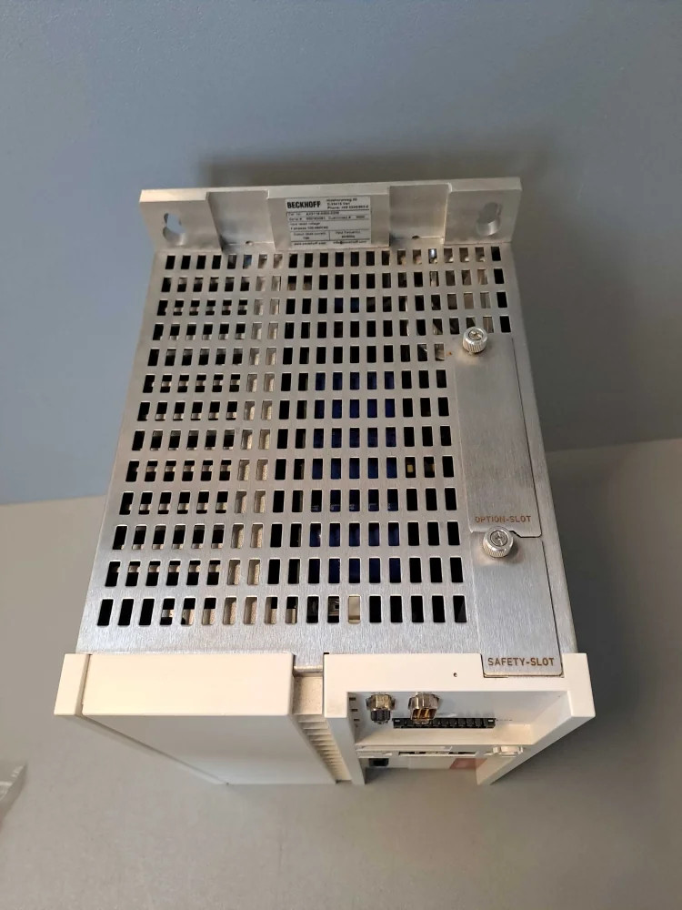 BECKHOFF AX5118-0000-0200