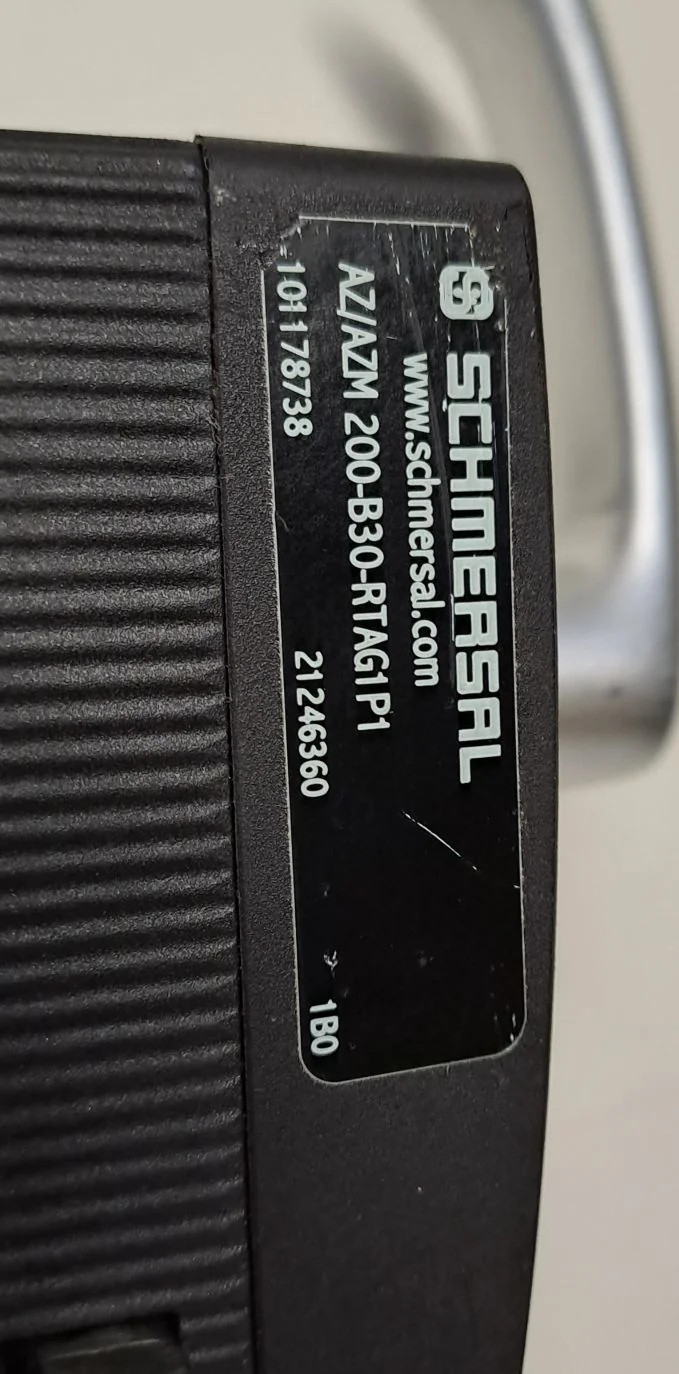 SCHMERSAL  AZ/AZM200-B30-RTAG1P1