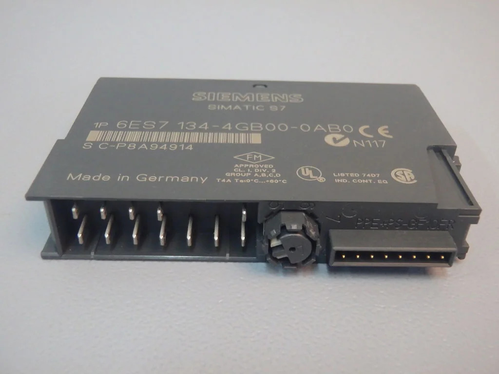SIEMENS 6ES7134-4GB00-0AB0