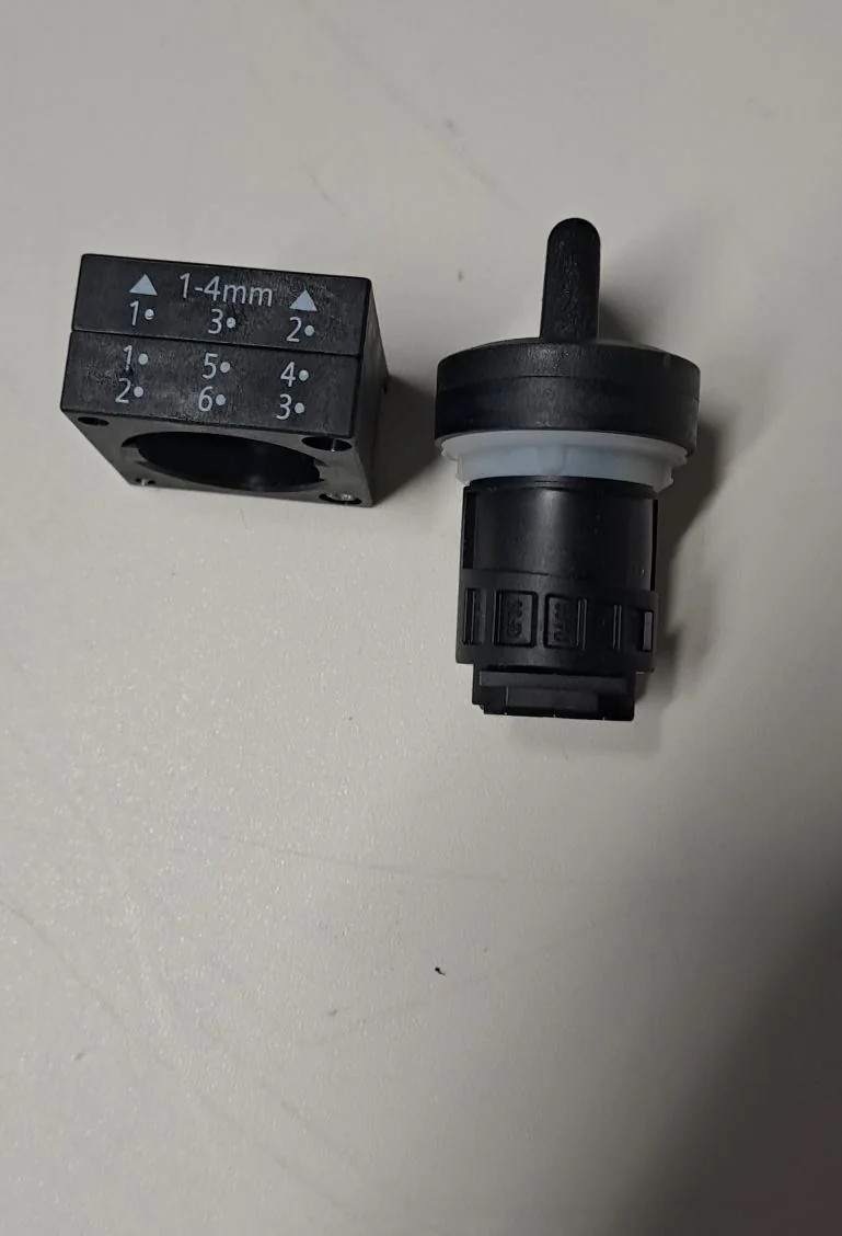 SIEMENS 3SB3 000-2DA11