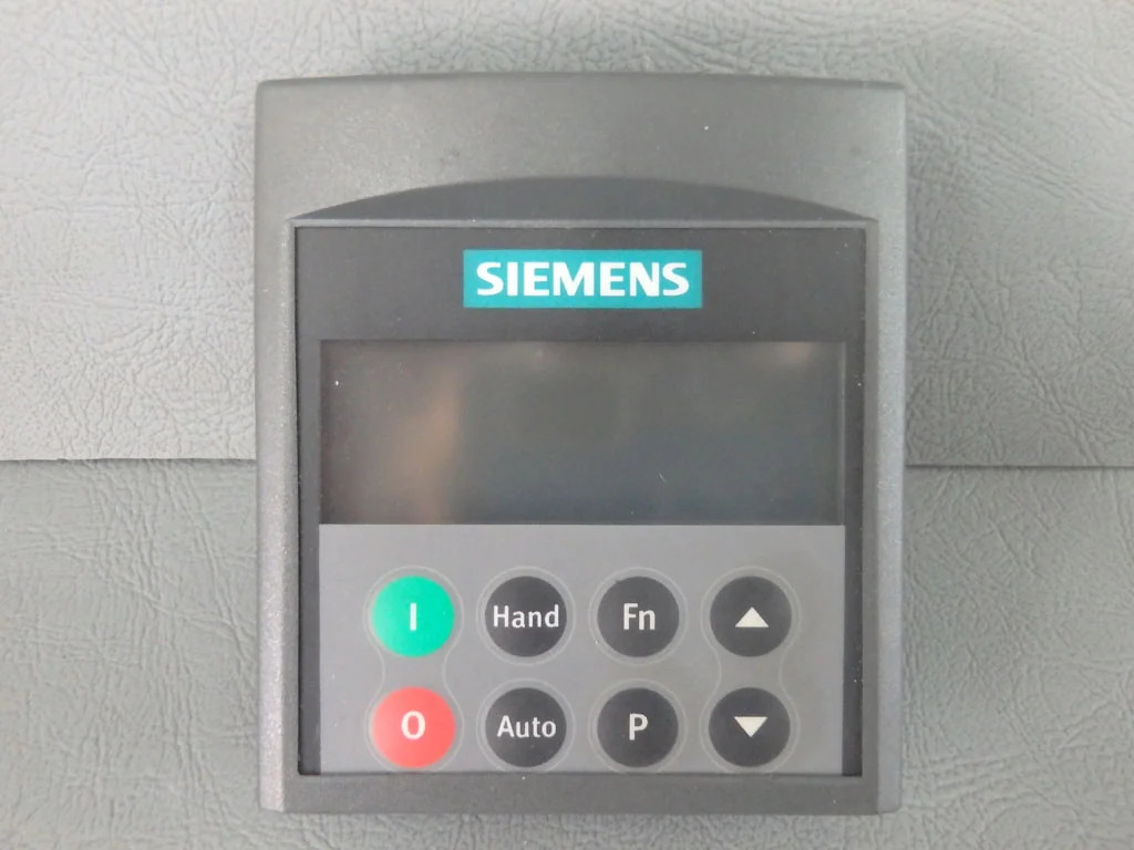 SIEMENS 6SE6400-0BE00-0AA0