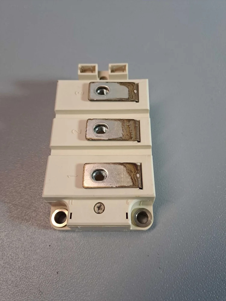 SIEMENS BSM150GB100D