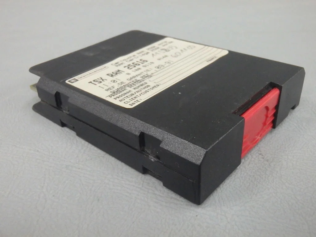 TÉLÉMÉCANIQUE  TSXRAM25616