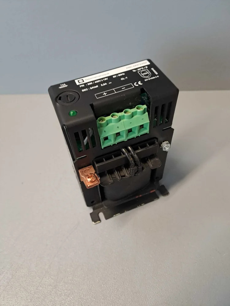 TÉLÉMÉCANIQUE  ABL6RF2402