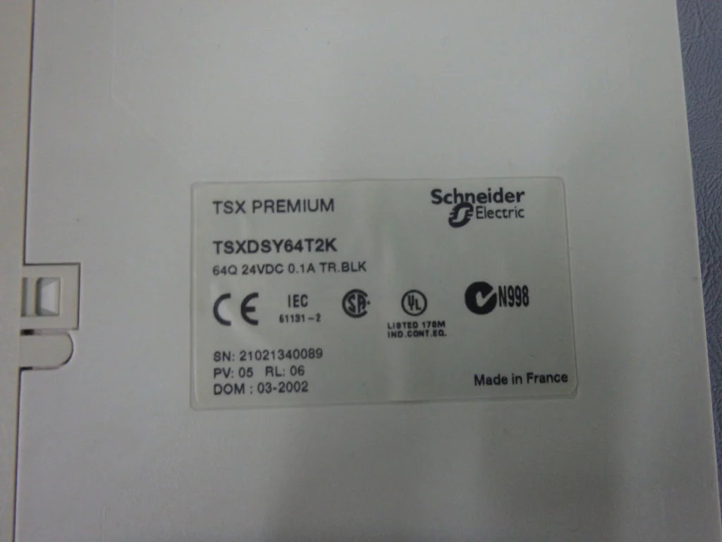 SCHNEIDER  TSXDSY64T2K