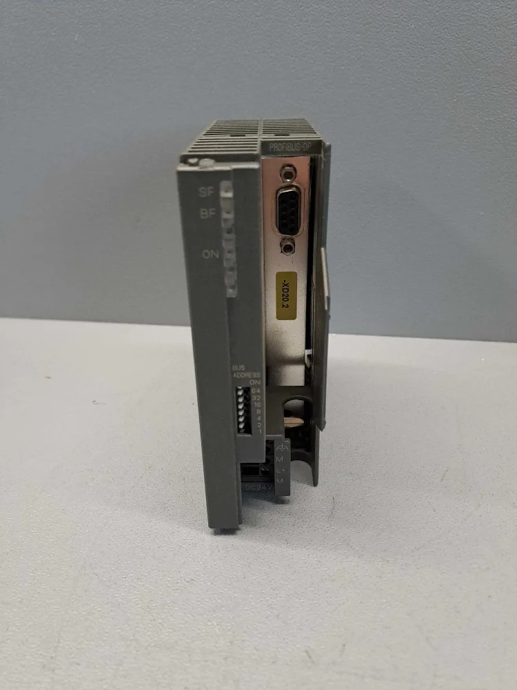 SIEMENS 6ES7153-1AA03-0XB0