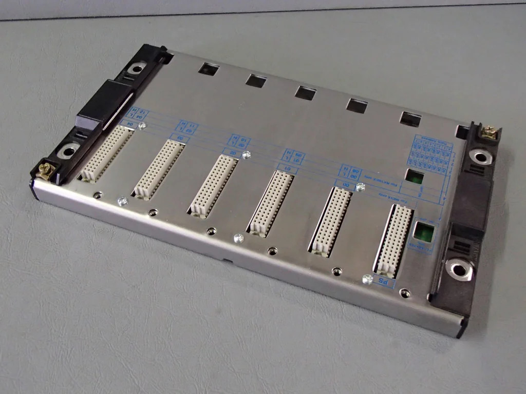 TÉLÉMÉCANIQUE  TSXRKY6