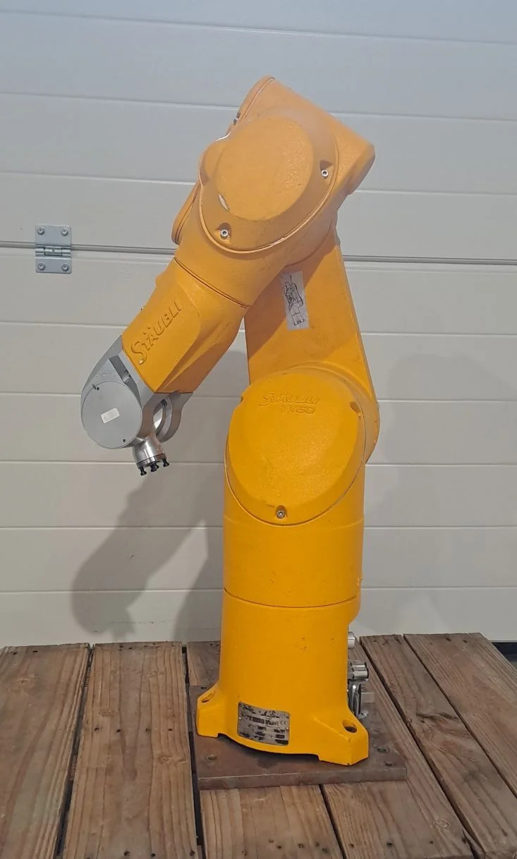 STAUBLI  ROBOT TX60 - CS8C