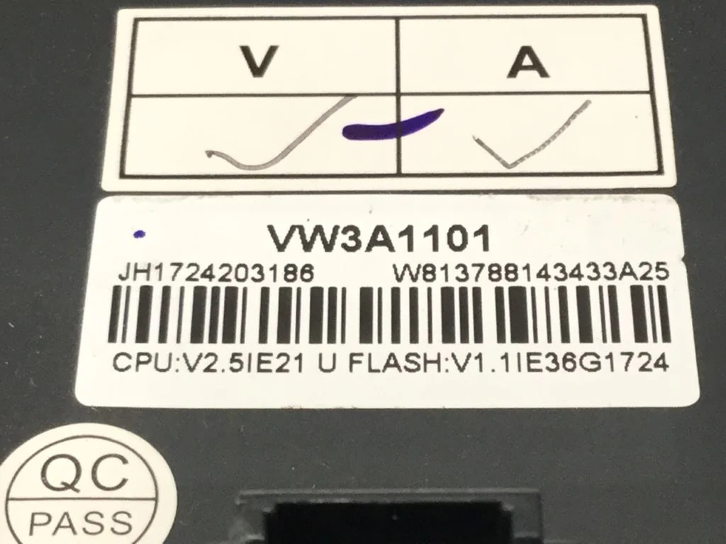 TÉLÉMÉCANIQUE  VW3A1101