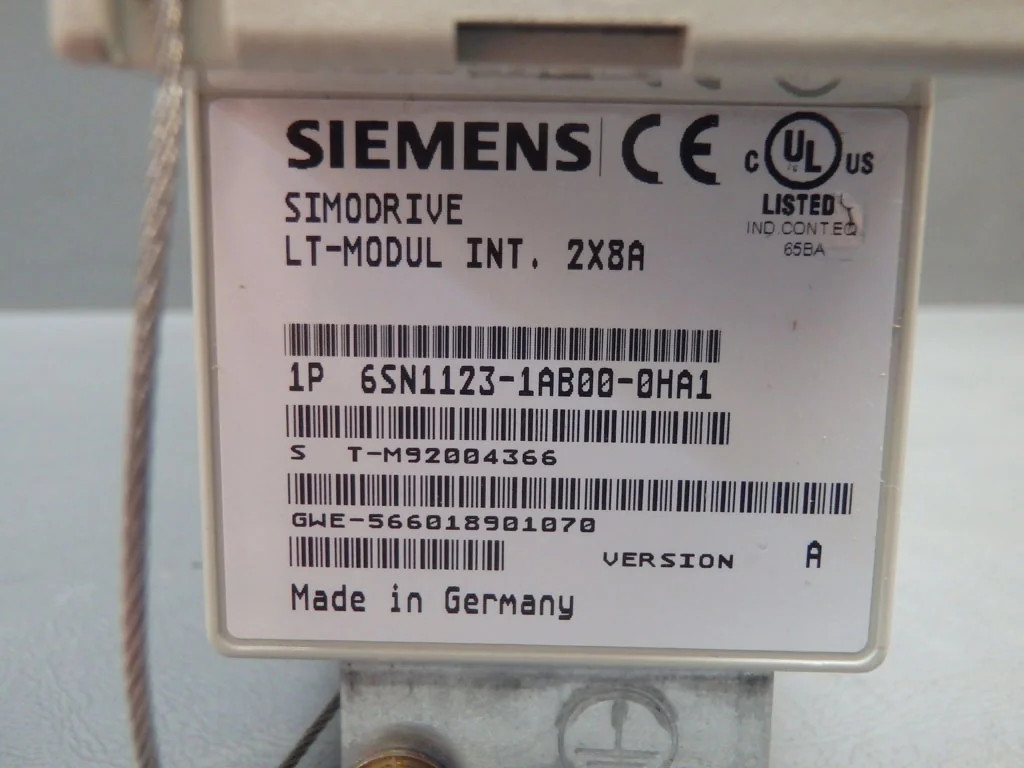 SIEMENS 6SN1123-1AB00-0HA1
