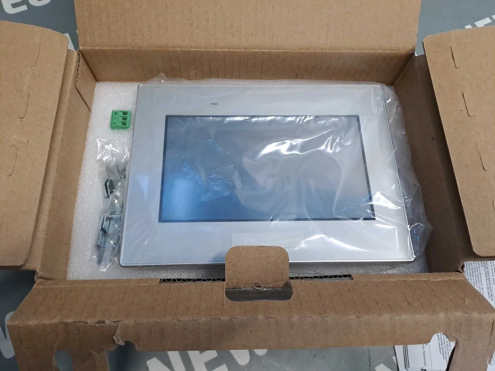 PROFACE  PFXSTW6400WAD