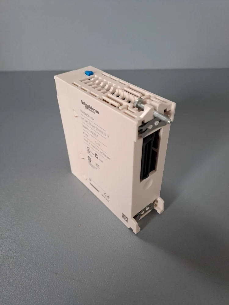 SCHNEIDER  BMXDDO6402K