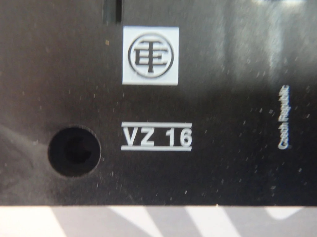 TÉLÉMÉCANIQUE  VZ16