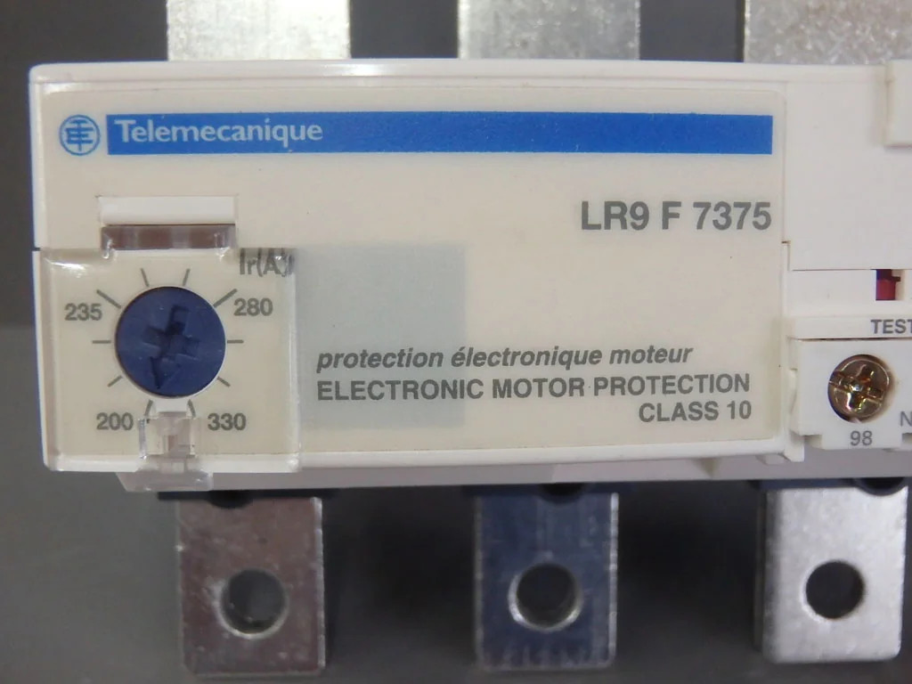 TÉLÉMÉCANIQUE  LR9F7375