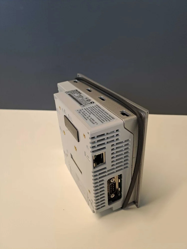 PROFACE  AGP3300-S1-D24-CA1M