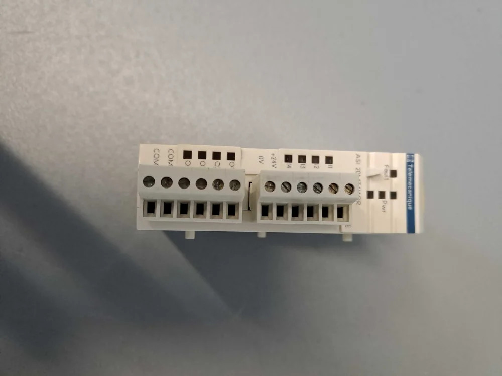 SCHNEIDER  ASI20MT4I4OR