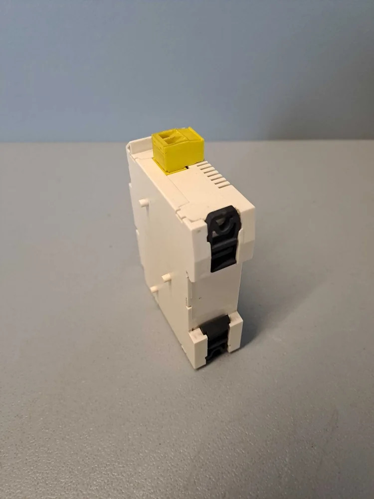 SCHNEIDER  ASI20MT4I4OR