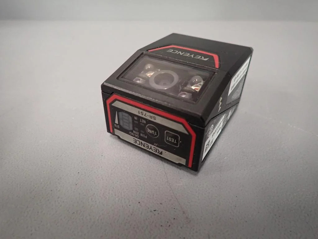 KEYENCE  SR-751