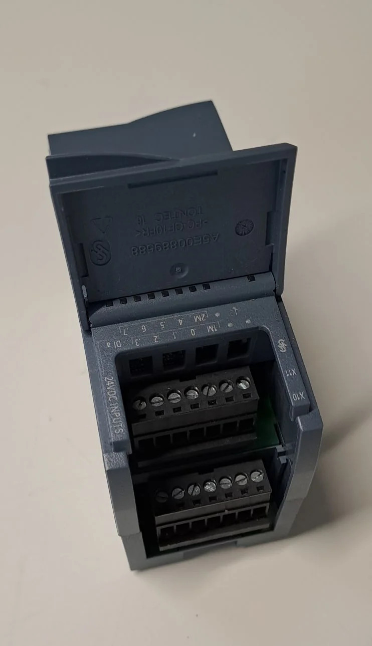 SIEMENS 6ES7221-1BH32-0XB0