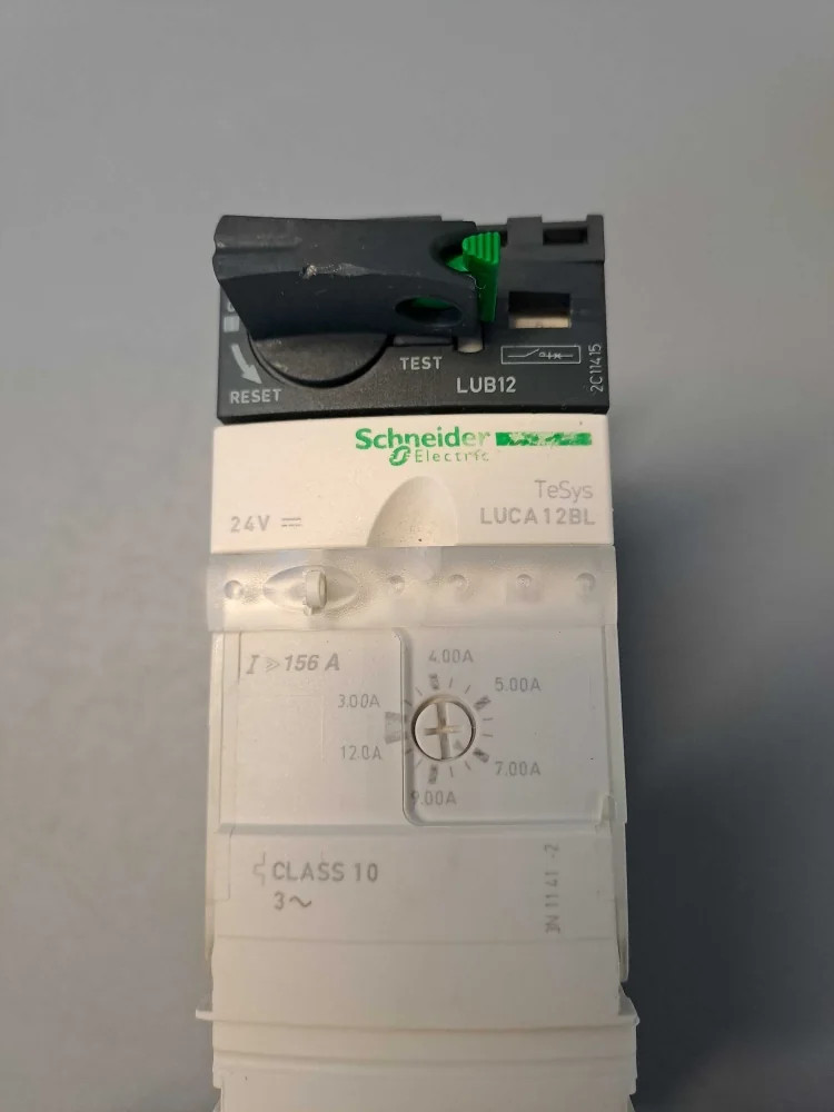 SCHNEIDER  LUB12 + LUCA12BL