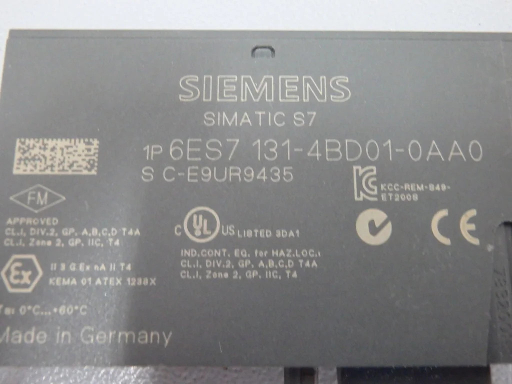 SIEMENS 6ES7131-4BD01-0AA0