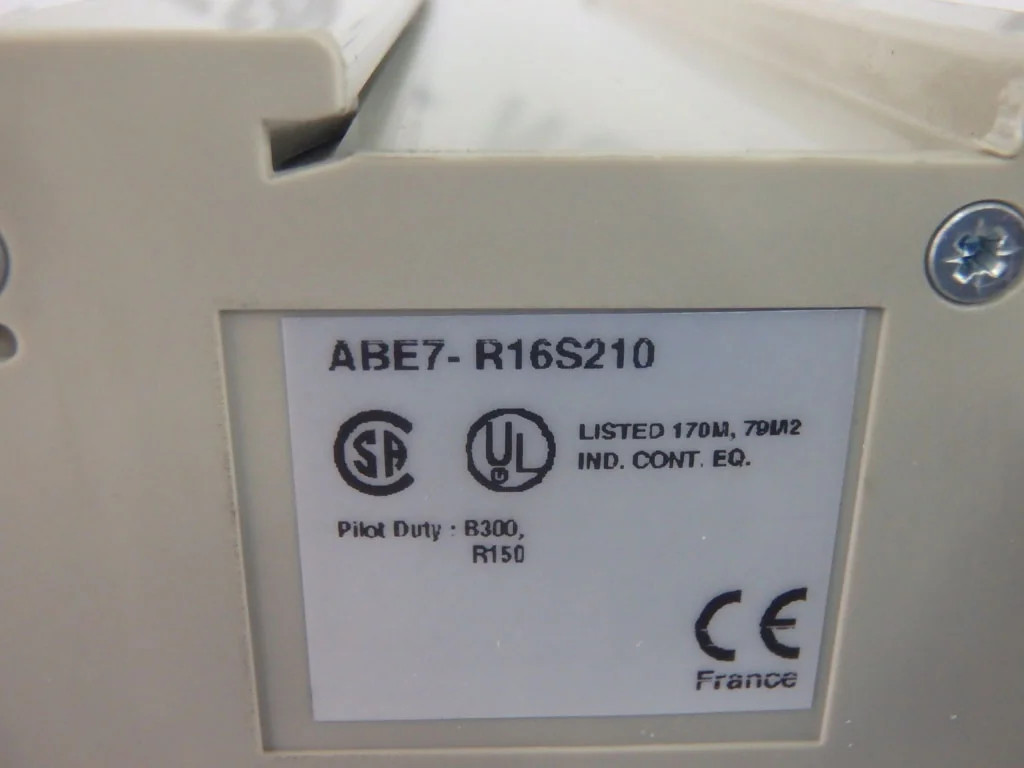 TÉLÉMÉCANIQUE  ABE7-R16S210