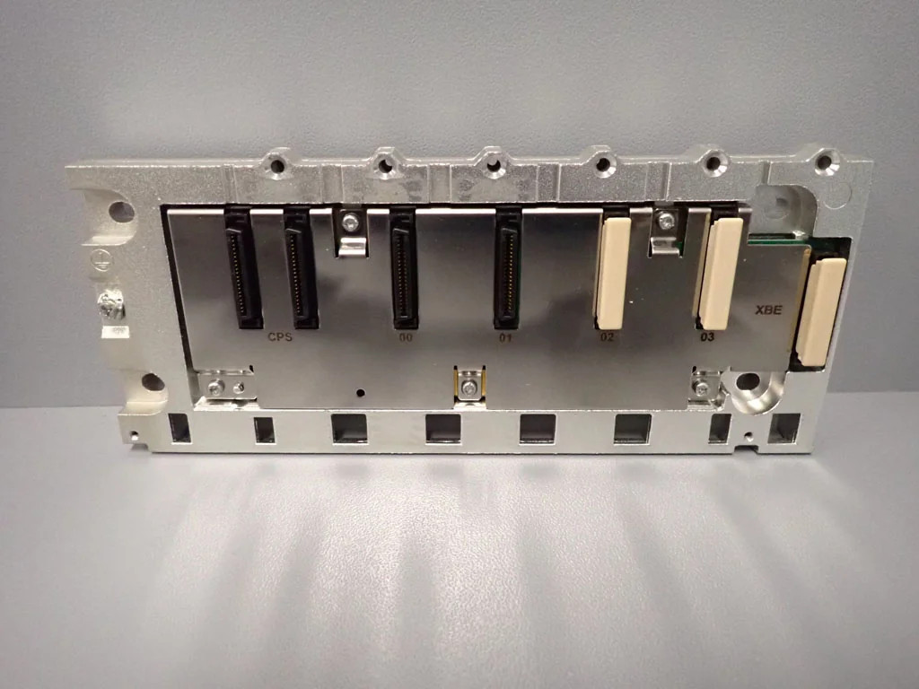 SCHNEIDER  BMXXBP0400