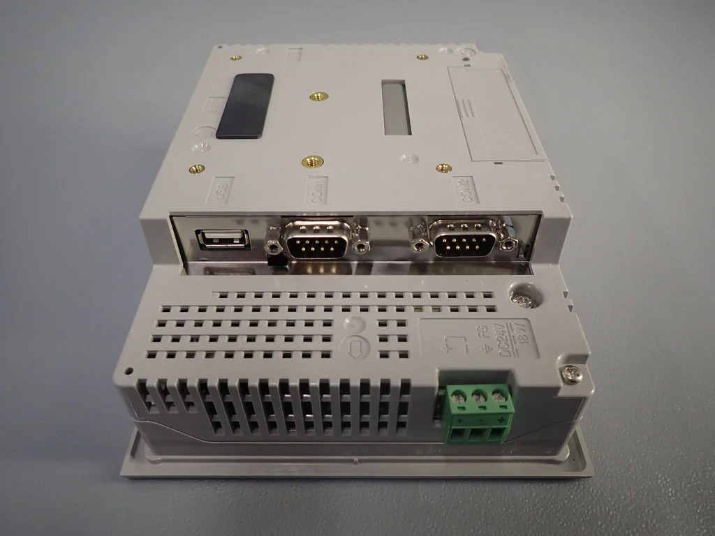 PROFACE  AGP3302-B1-D24