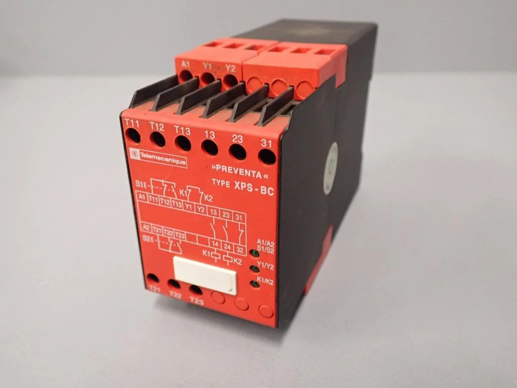 TÉLÉMÉCANIQUE  XPSBC3410