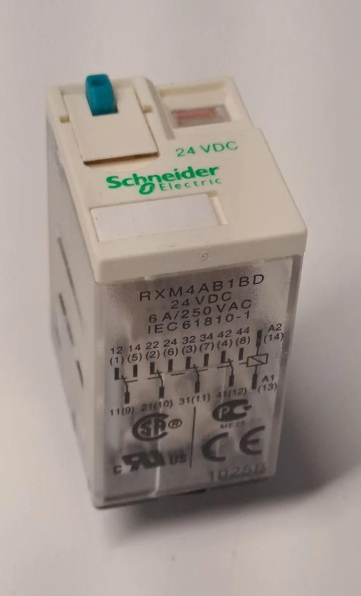 SCHNEIDER  RXM4AB1BD