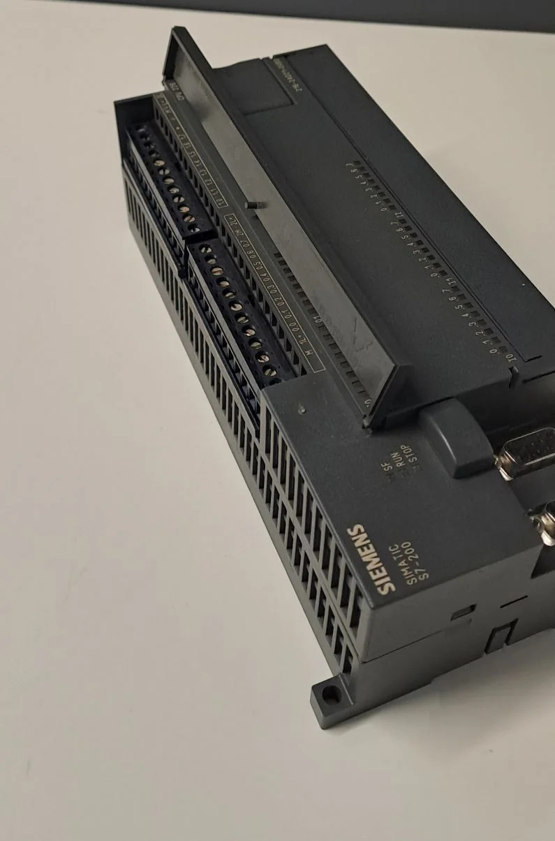 SIEMENS 6ES7216-2AD21-0XB0