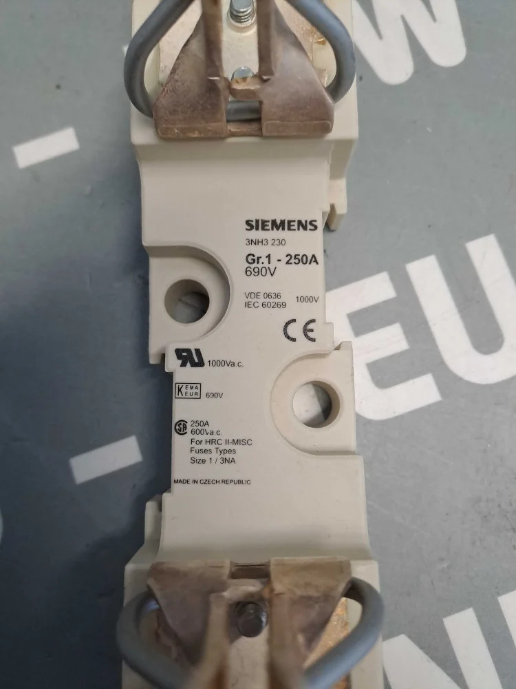 SIEMENS 3NH3230