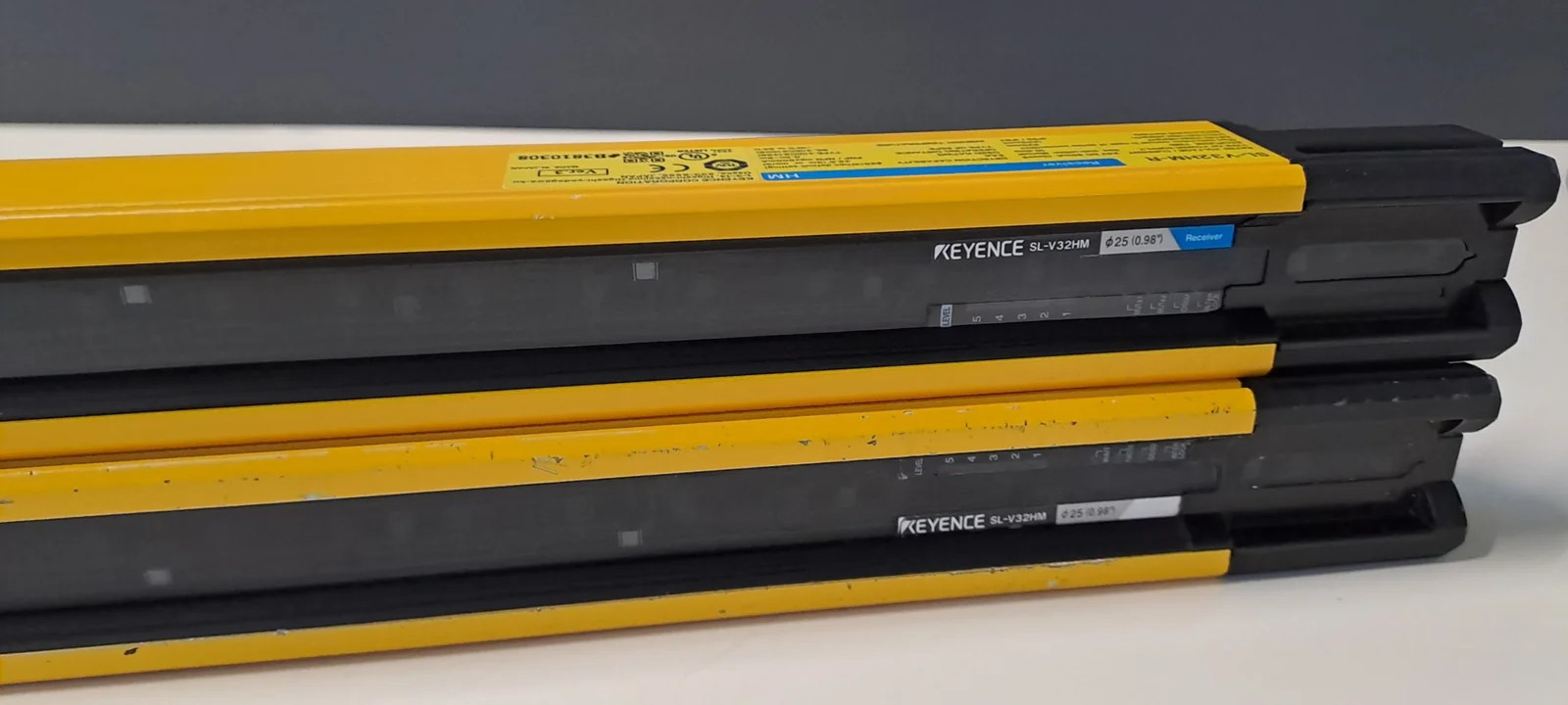 KEYENCE  SL-V32HM-R + SL-V32HM-T