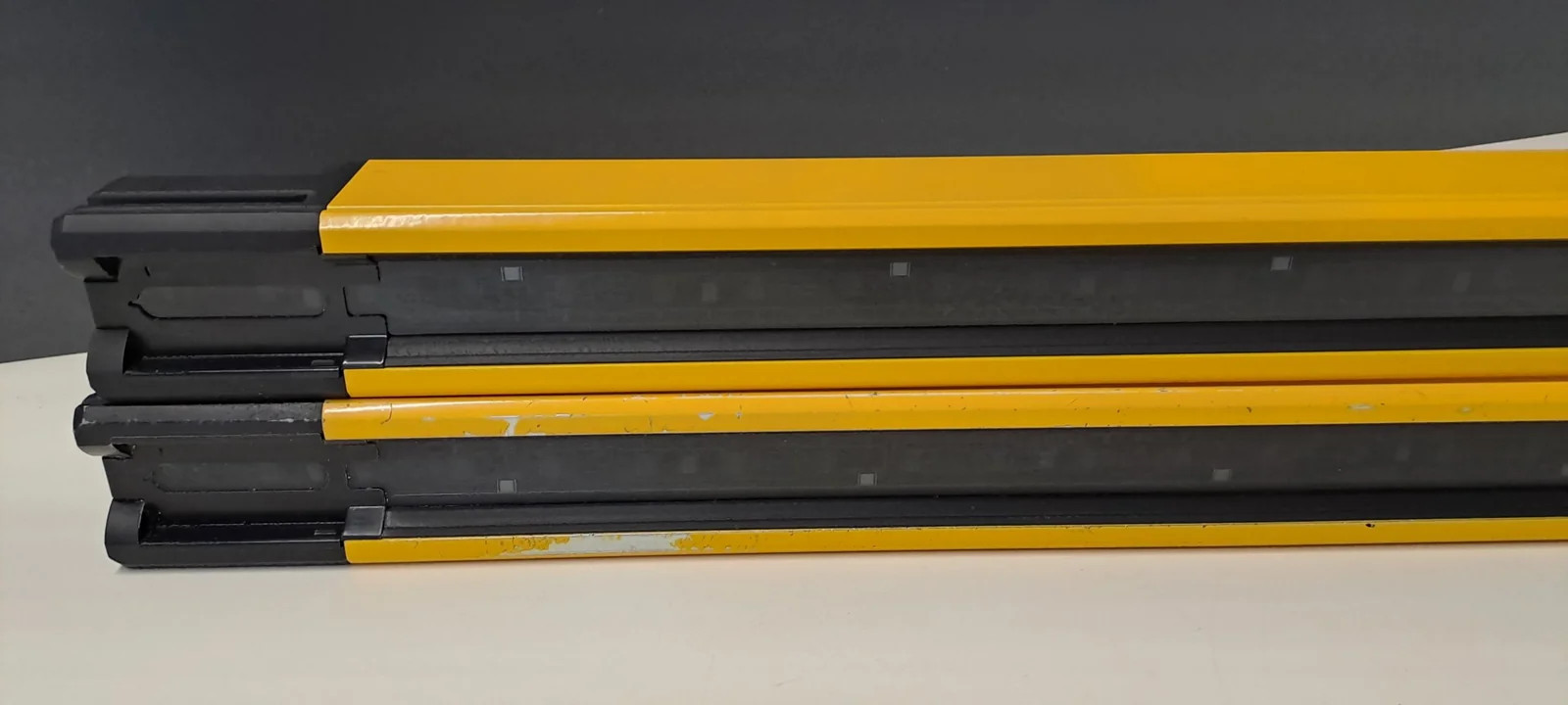 KEYENCE  SL-V32HM-R + SL-V32HM-T