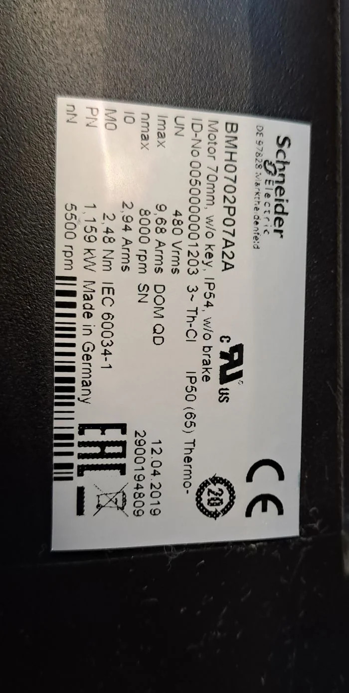 SCHNEIDER  BMH0702P07A2A