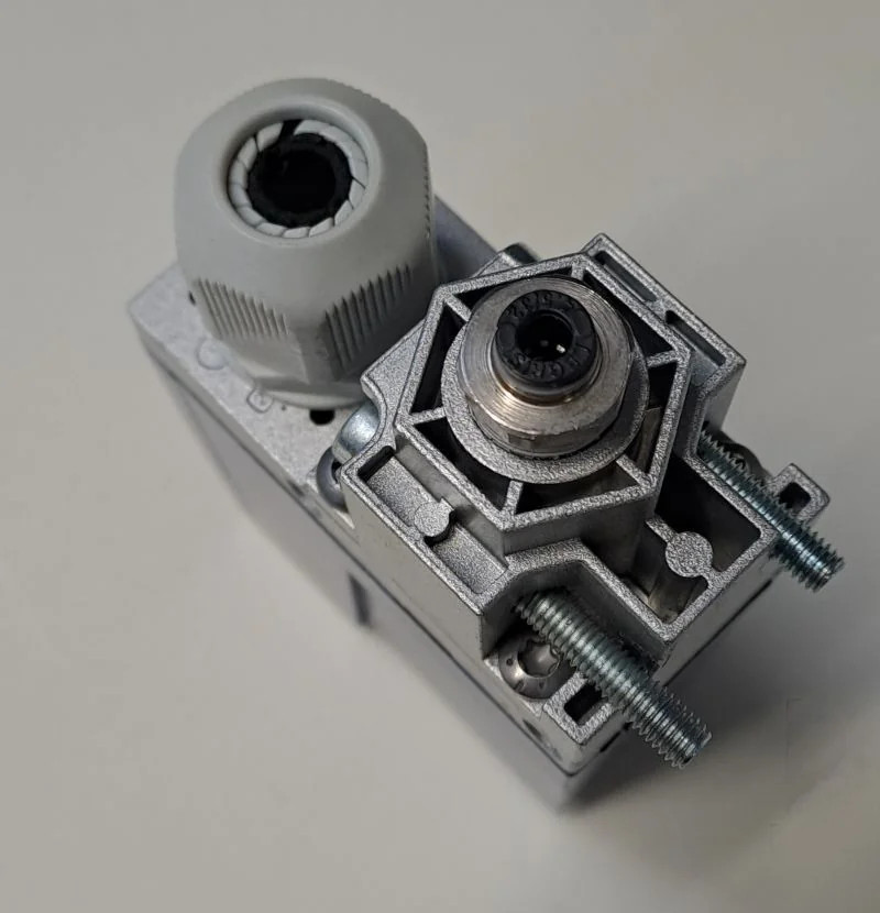 TÉLÉMÉCANIQUE  XMLA010A2S11