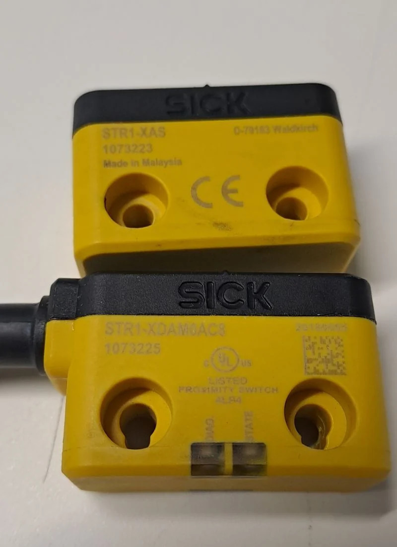 SICK  STR1-XDAM0AC8