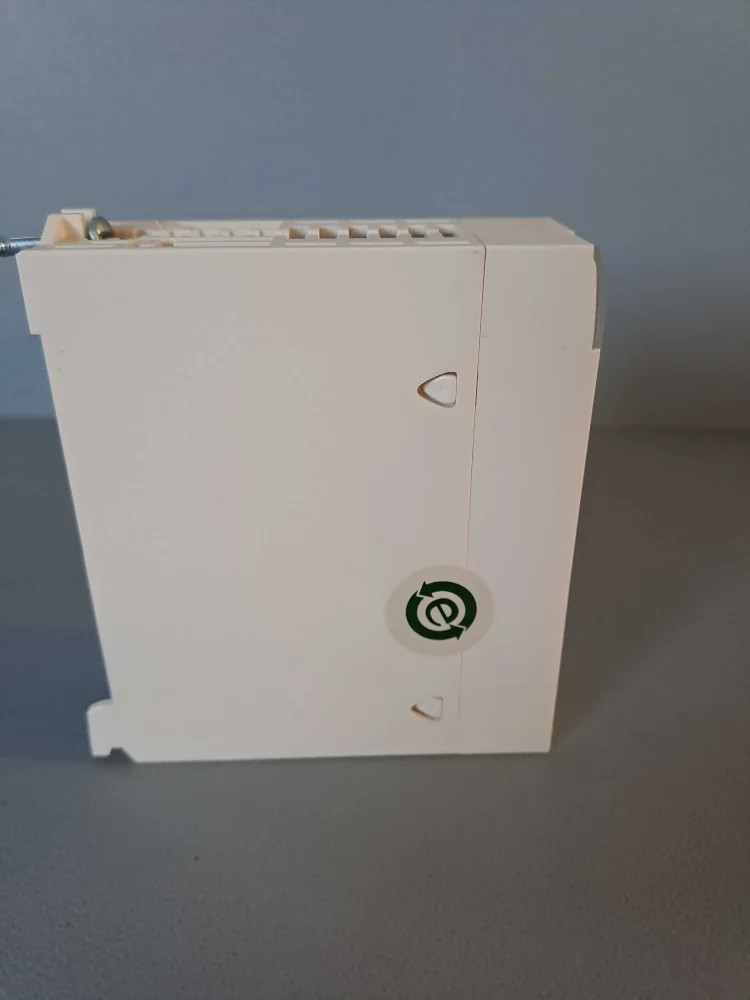 SCHNEIDER  BMXDDM3202K