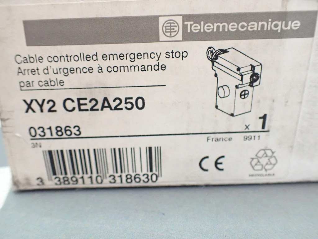 TÉLÉMÉCANIQUE  XY2CE2A250