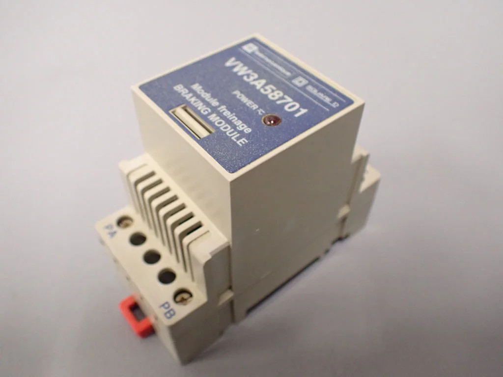 TÉLÉMÉCANIQUE  VW3A58701