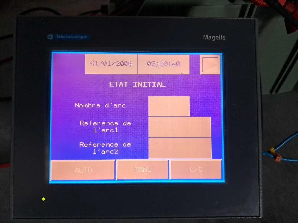 SCHNEIDER  XBTGT2110