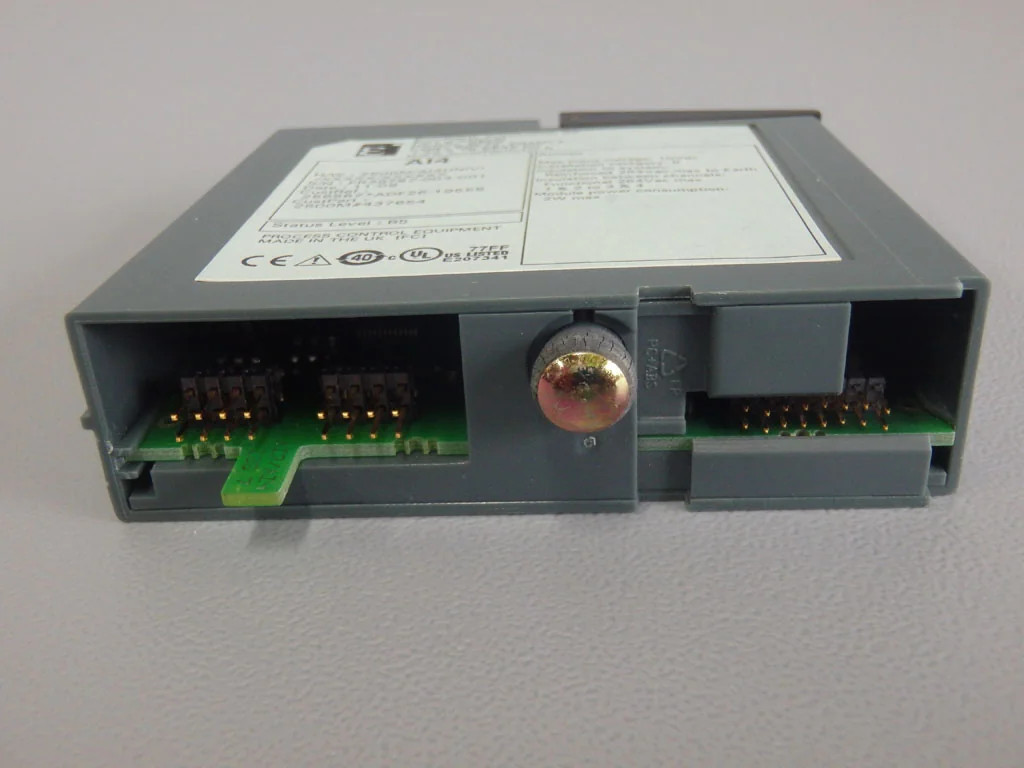 EUROTHERM 2500M/AI4UNIV