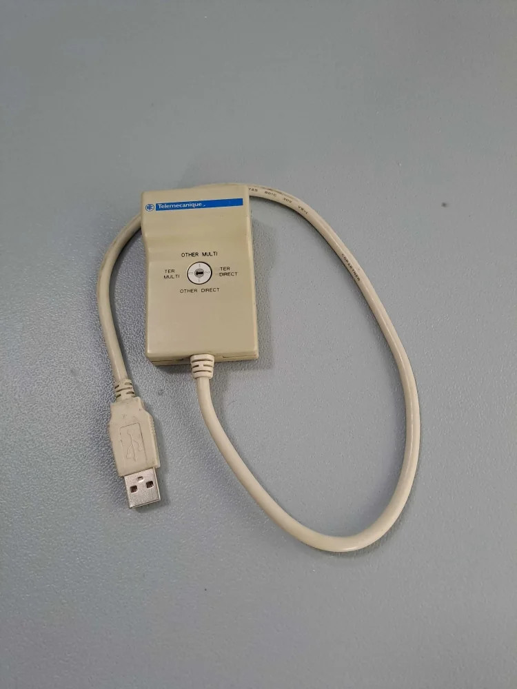 SCHNEIDER  TSXCUSB485