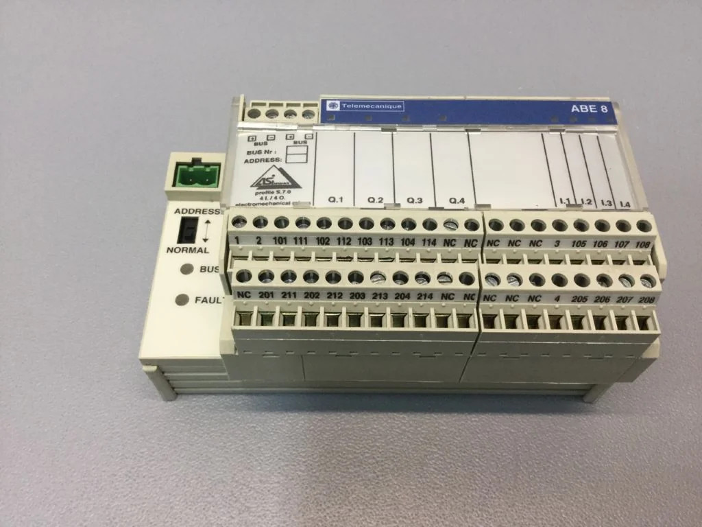 TÉLÉMÉCANIQUE  ABE8-R44SB11