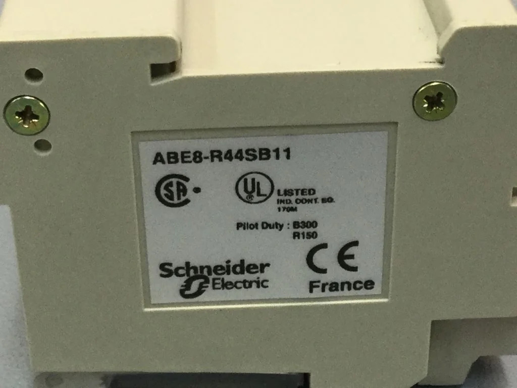 TÉLÉMÉCANIQUE  ABE8-R44SB11